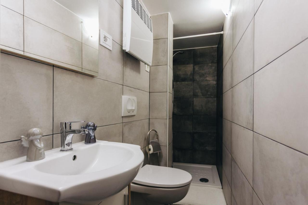 House365 Hotel Копер Екстериор снимка