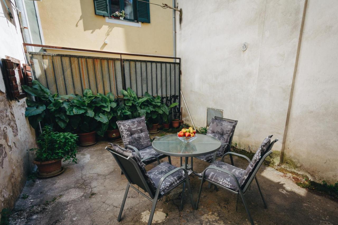 House365 Hotel Копер Екстериор снимка