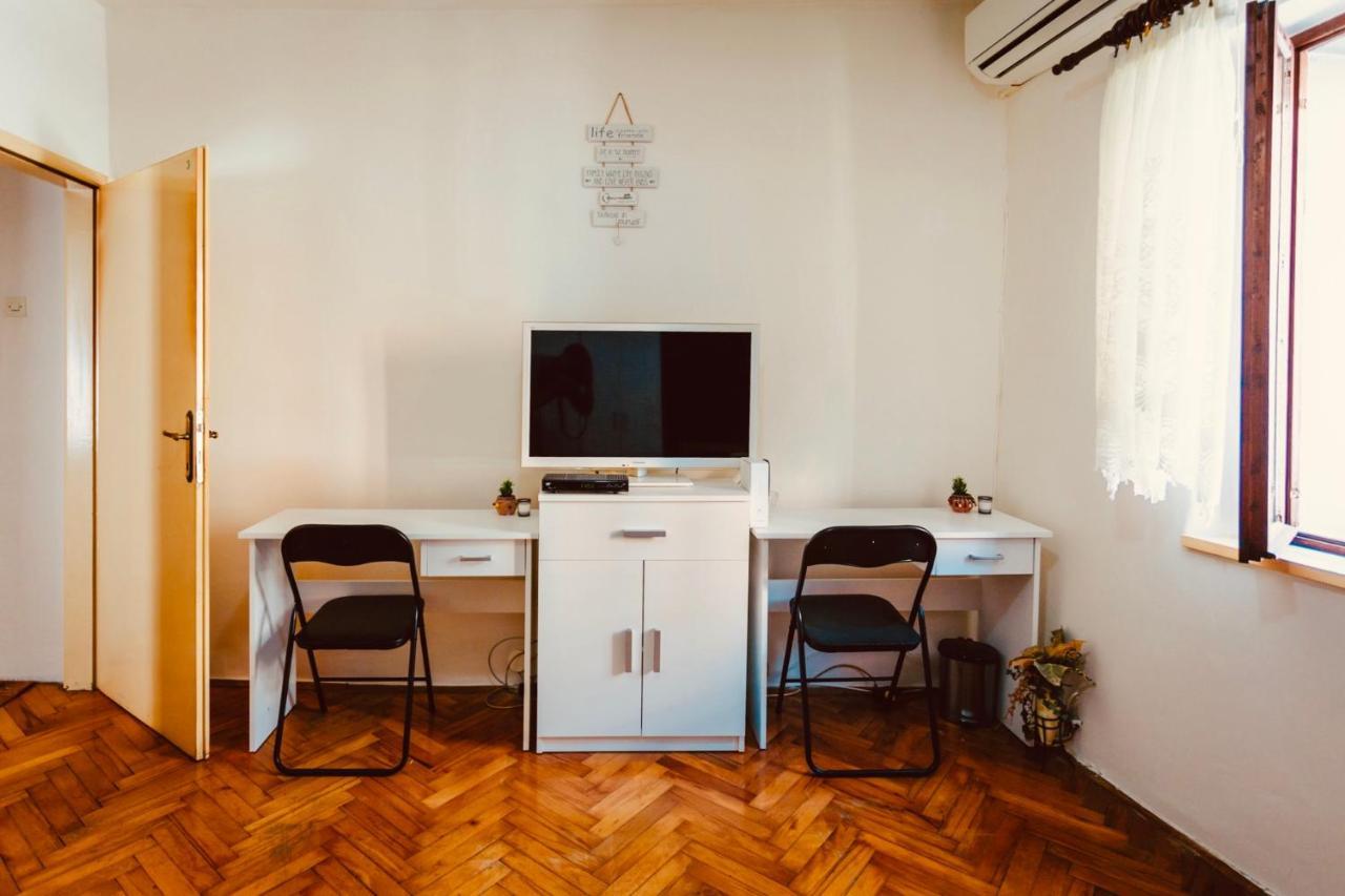 House365 Hotel Копер Екстериор снимка