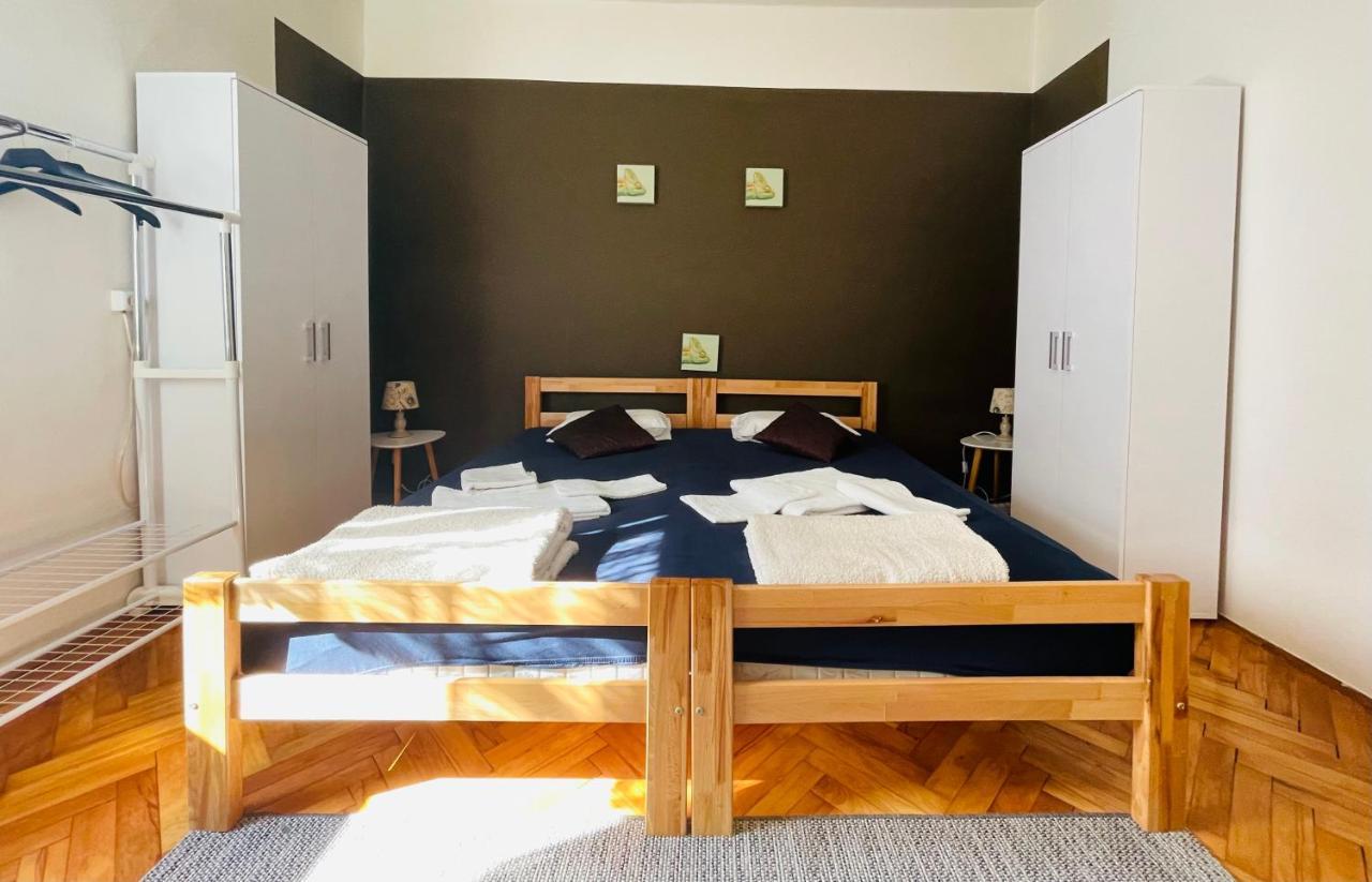 House365 Hotel Копер Екстериор снимка