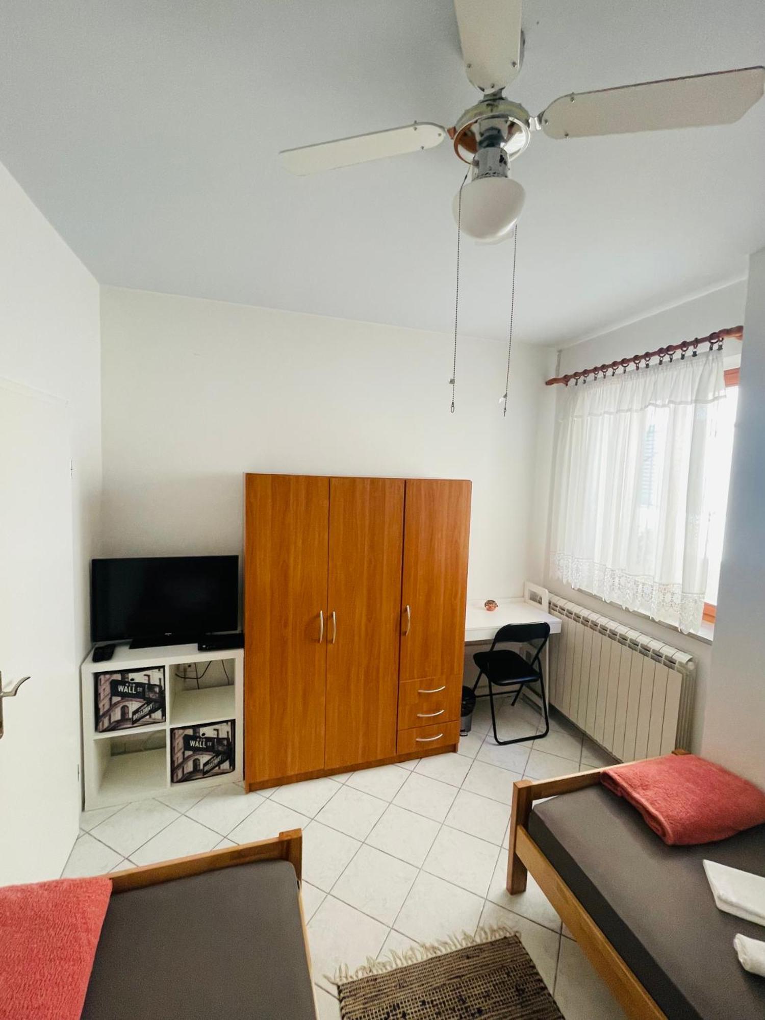 House365 Hotel Копер Екстериор снимка