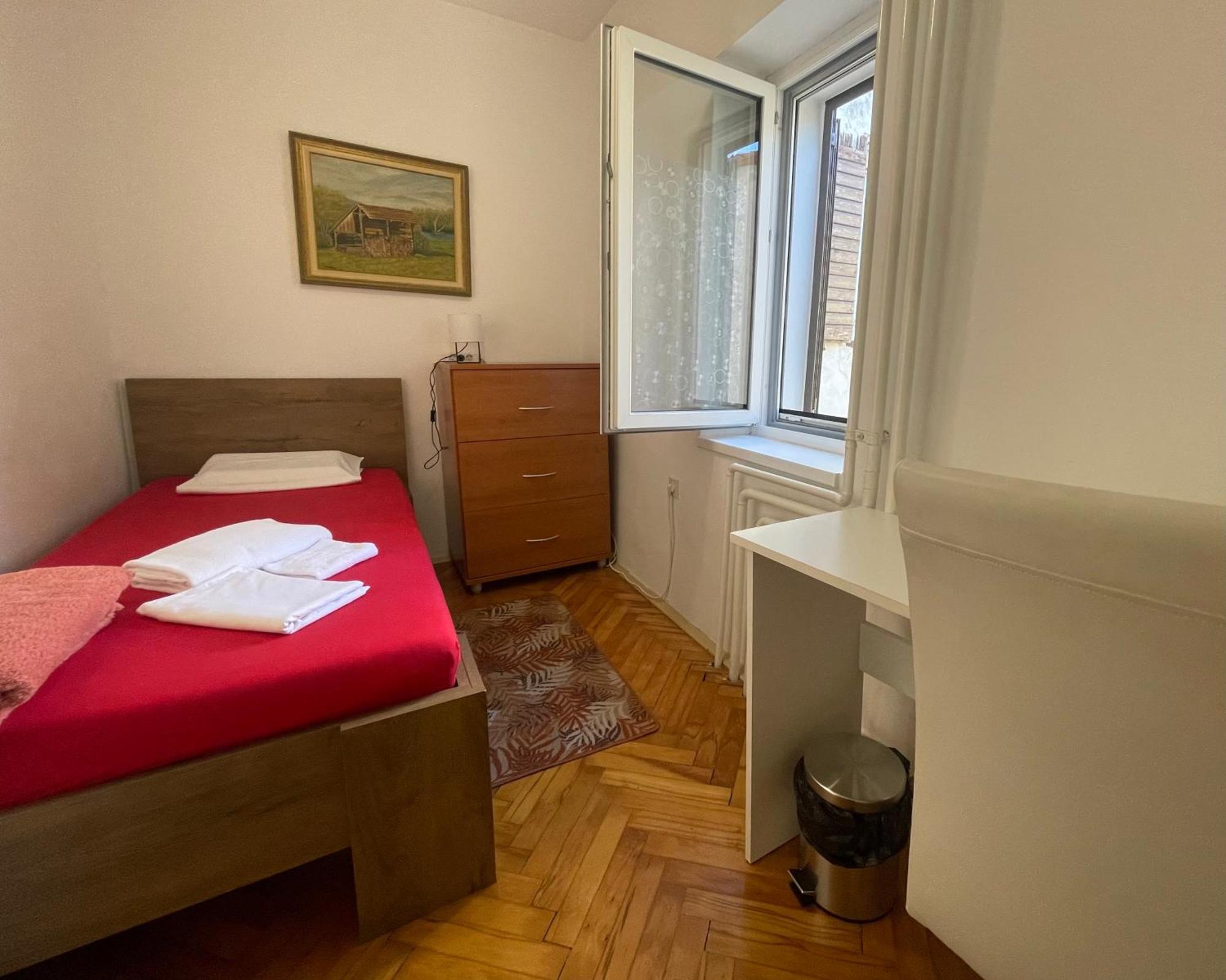 House365 Hotel Копер Екстериор снимка